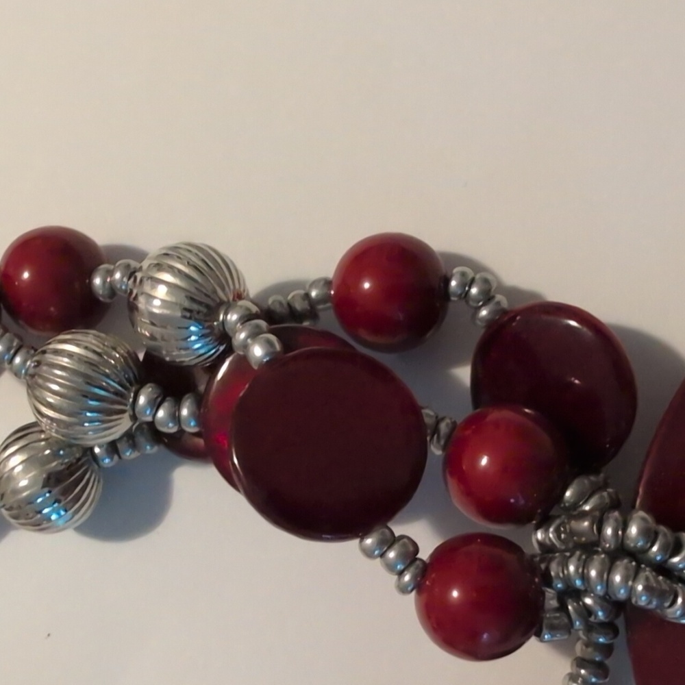 Red Silver Tone Women's Necklace &;Earrings Jewelry Lot - Picture 8 of 8